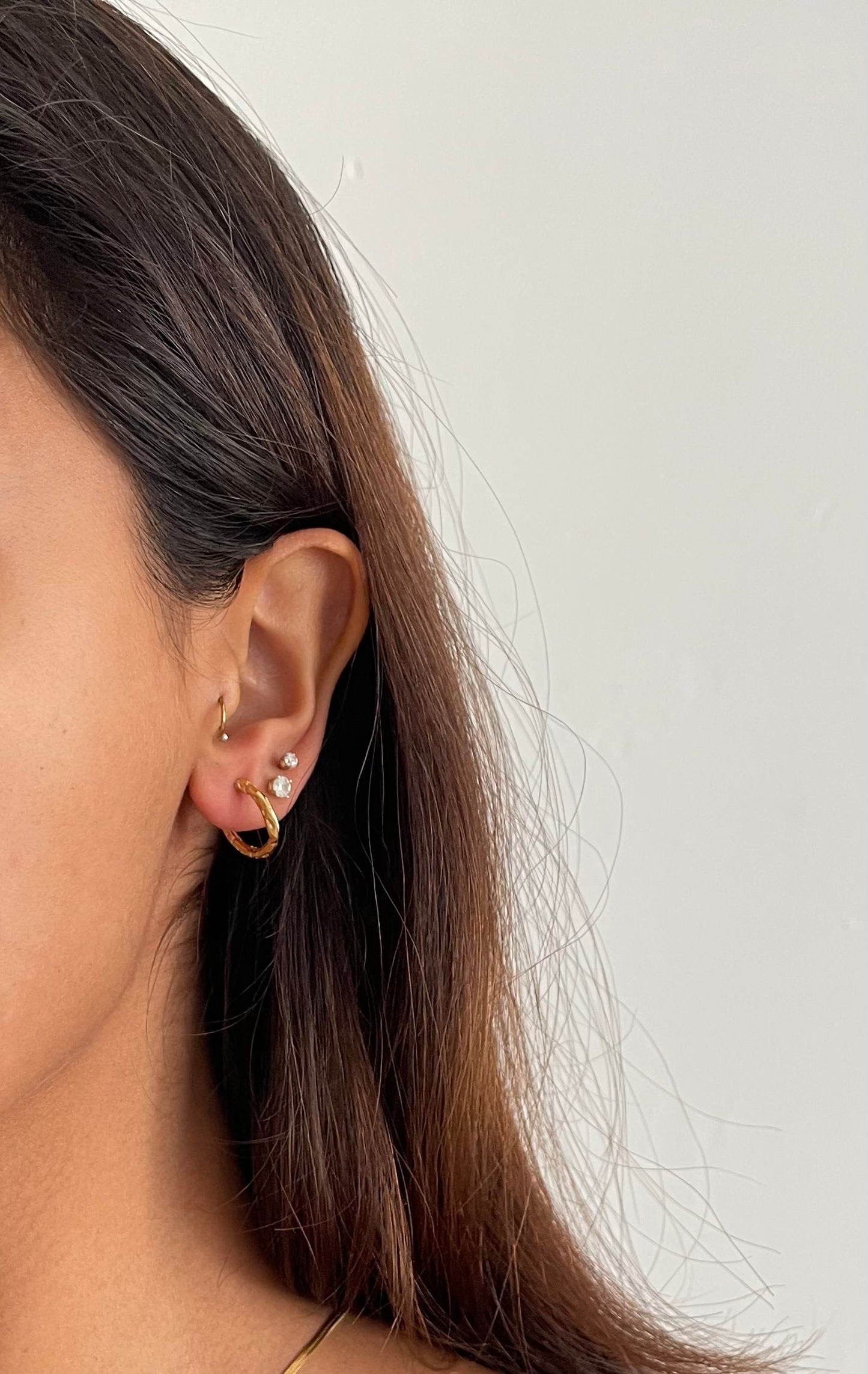 Small Twisted Effect Hoops